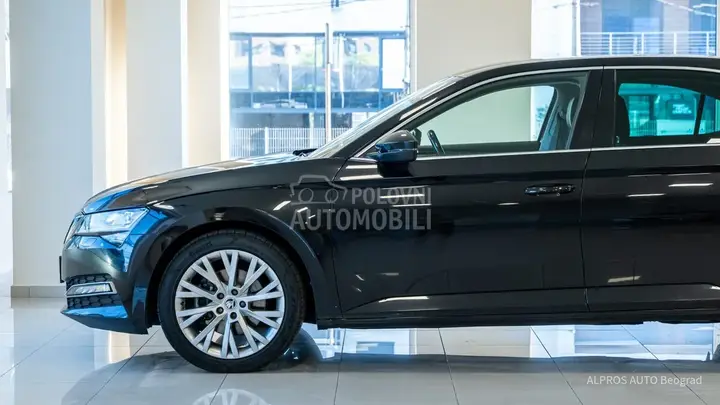 Skoda Superb 2022 photo 3