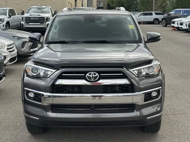 Toyota 4Runner 2023 photo 2