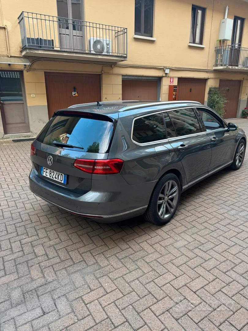 Volkswagen Passat 2016 photo 2
