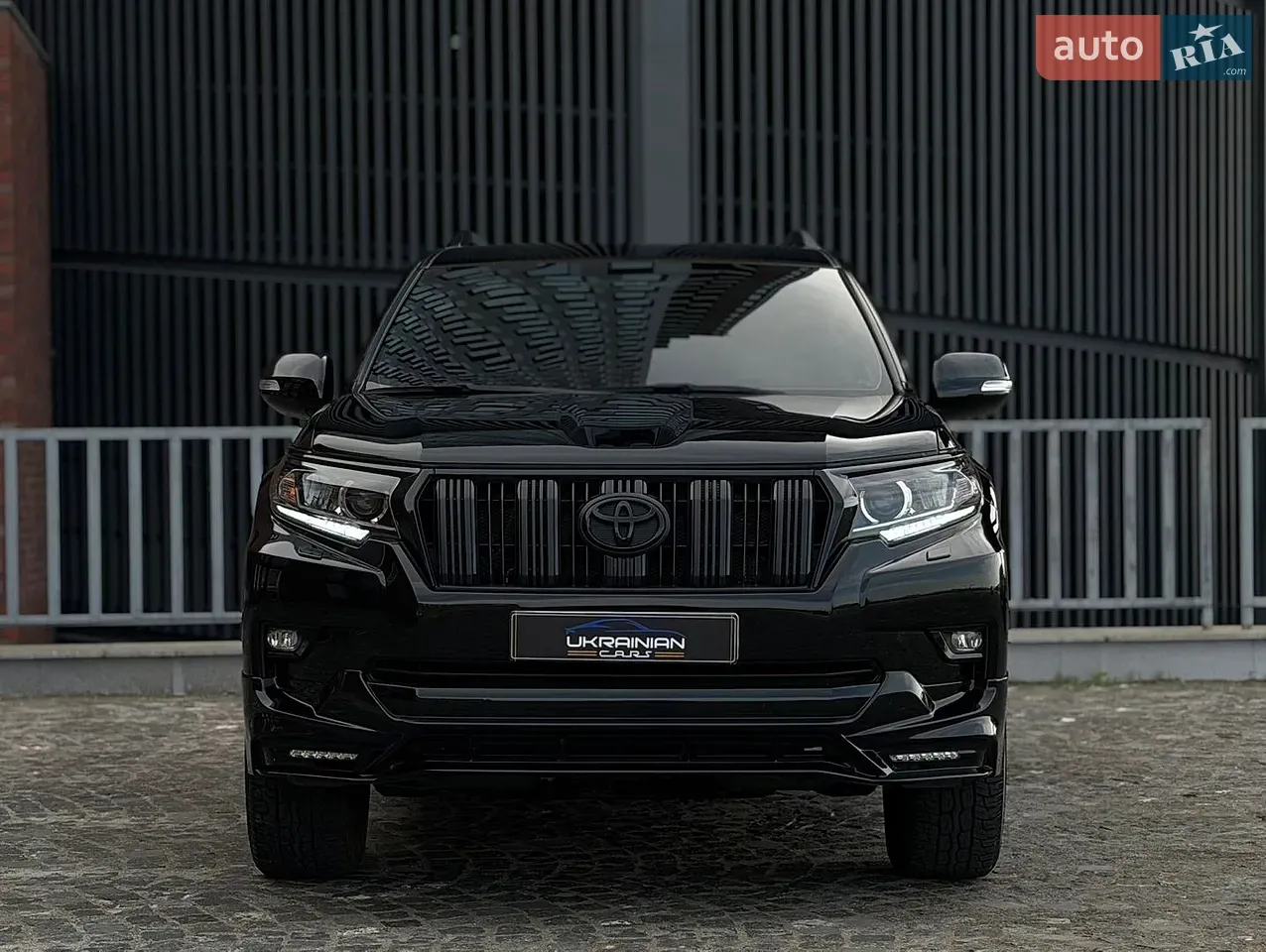 Toyota Land Cruiser Prado 2019 photo 3