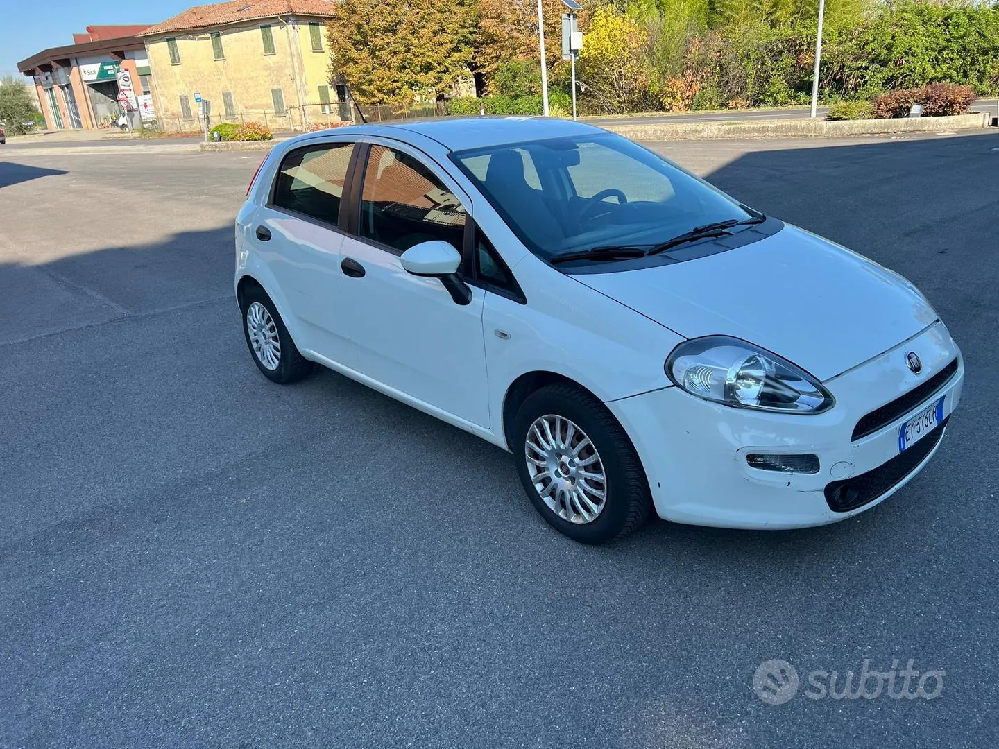 Fiat Punto 2015 photo 3