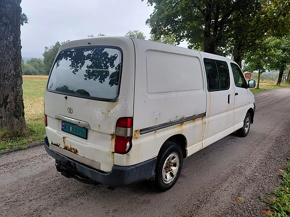 Toyota Hiace 2009 photo 5