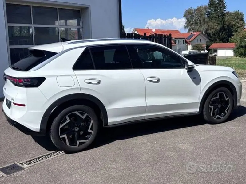 Volkswagen T-Roc 2026 photo 4