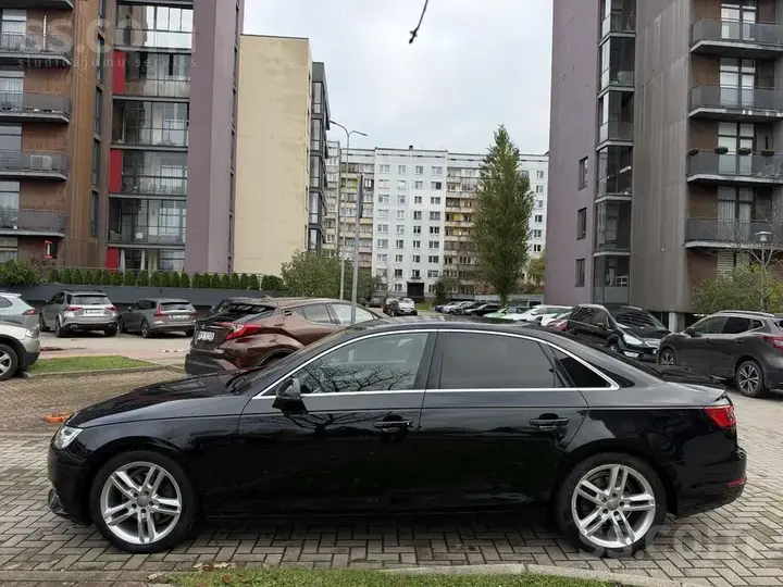 Audi A4 2016 photo 4