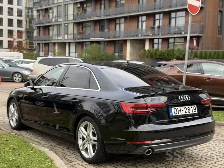 Audi A4 2016 photo 3