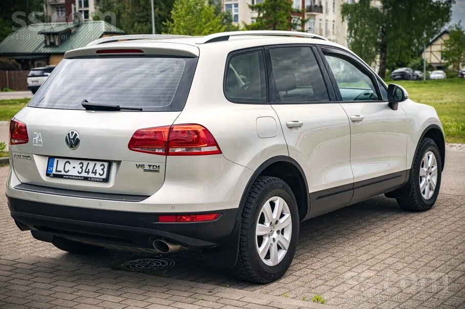 Volkswagen Touareg 2014 photo 4