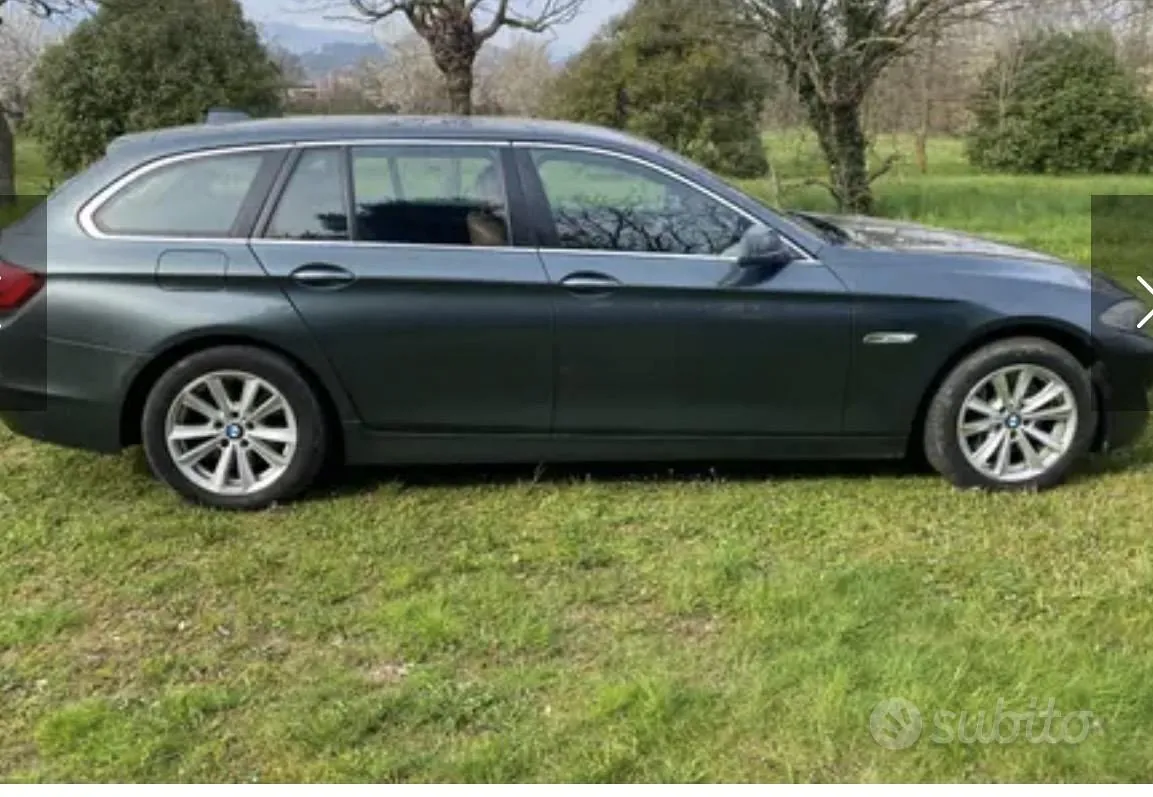 BMW 5 Series 2012 photo 2