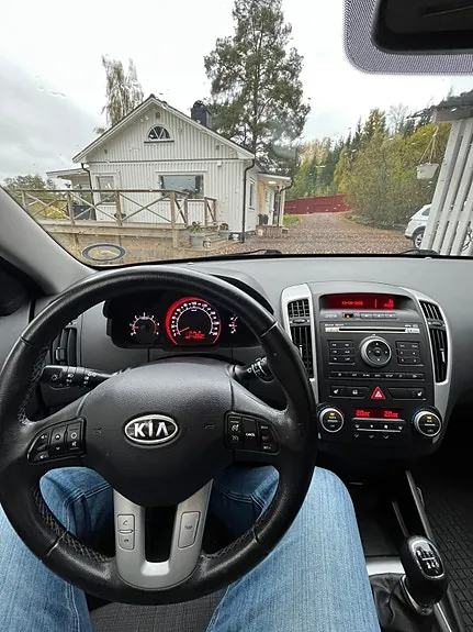 Kia Ceed 2011 photo 5