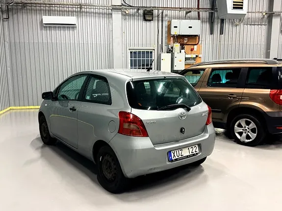 Toyota Yaris 2006 photo 4