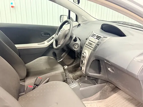 Toyota Yaris 2006 photo 5