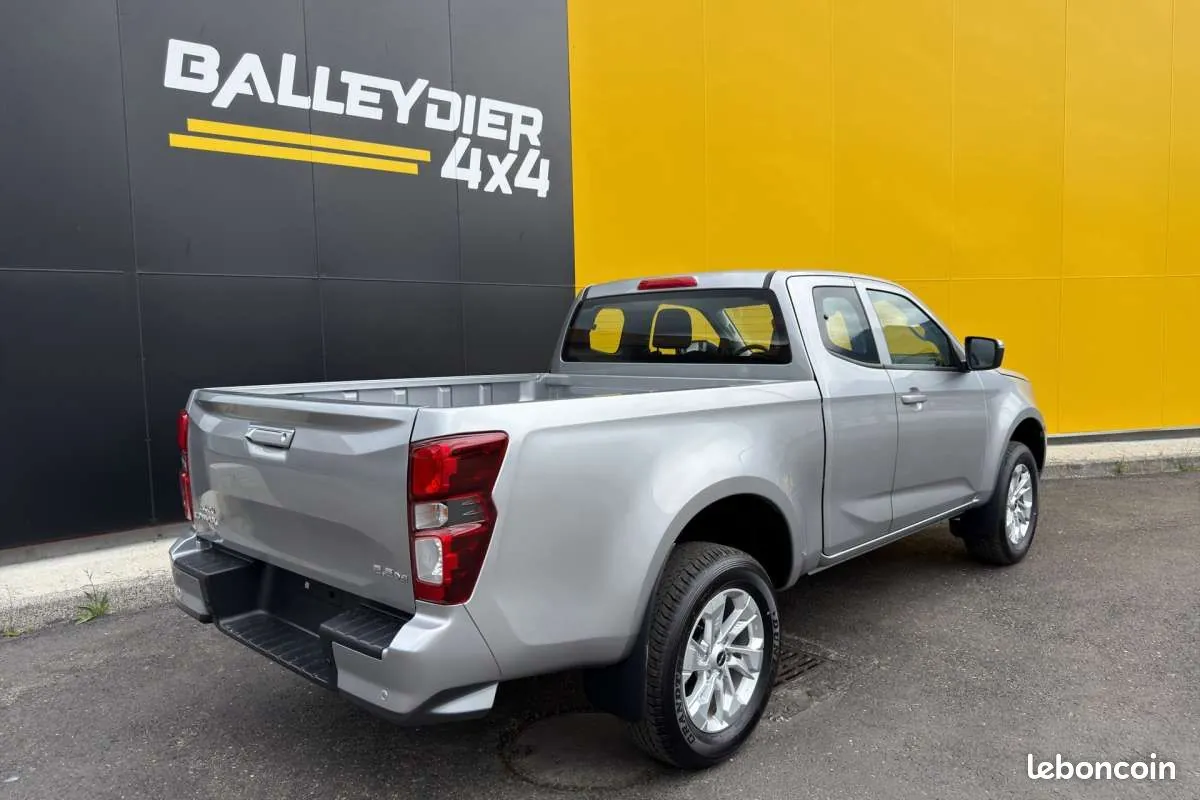 Isuzu D-Max 2026 photo 2