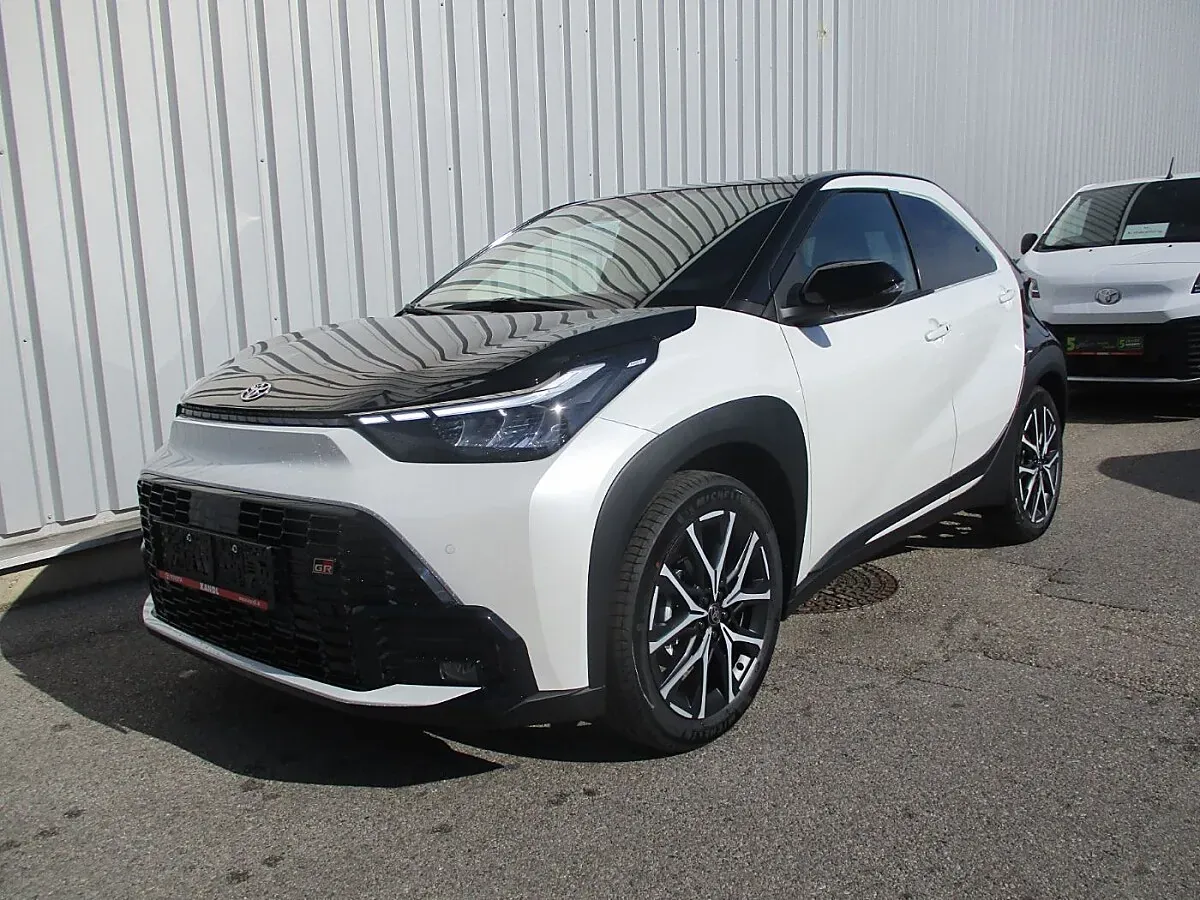 Toyota Aygo photo 2