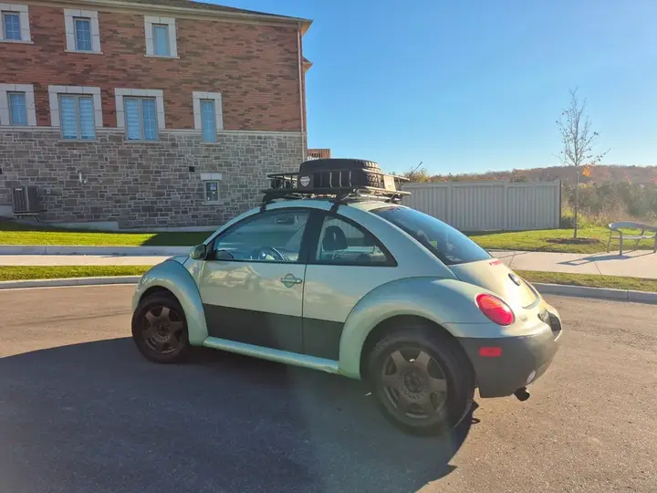 Volkswagen Beetle 2001 photo 2