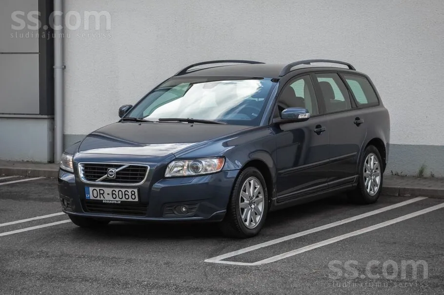 Volvo V50