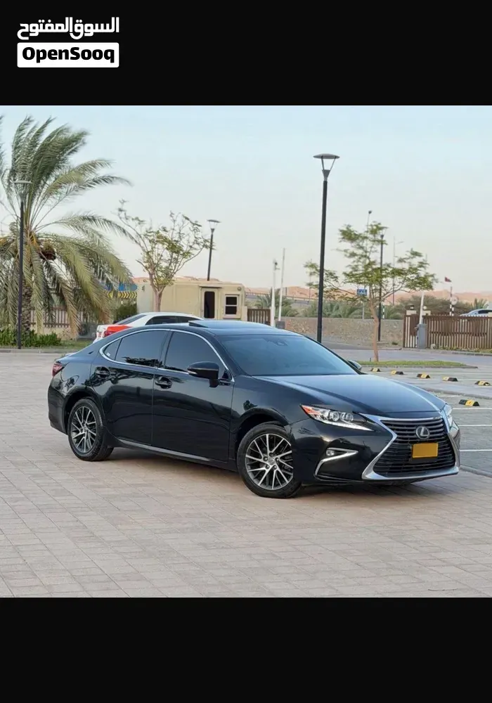 Lexus Es 2018 photo 2