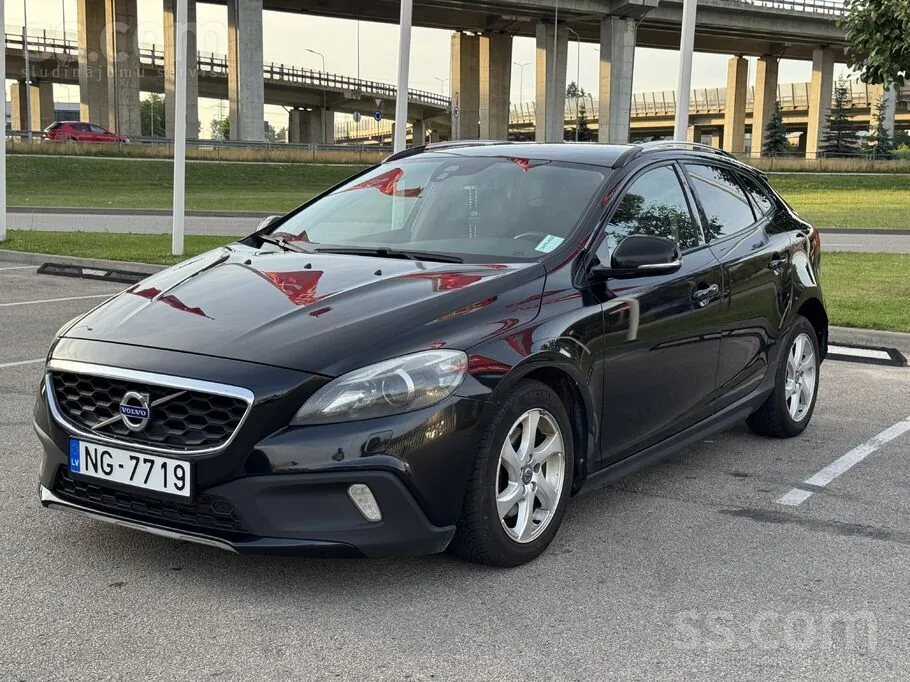 Volvo V40 2013 photo 3