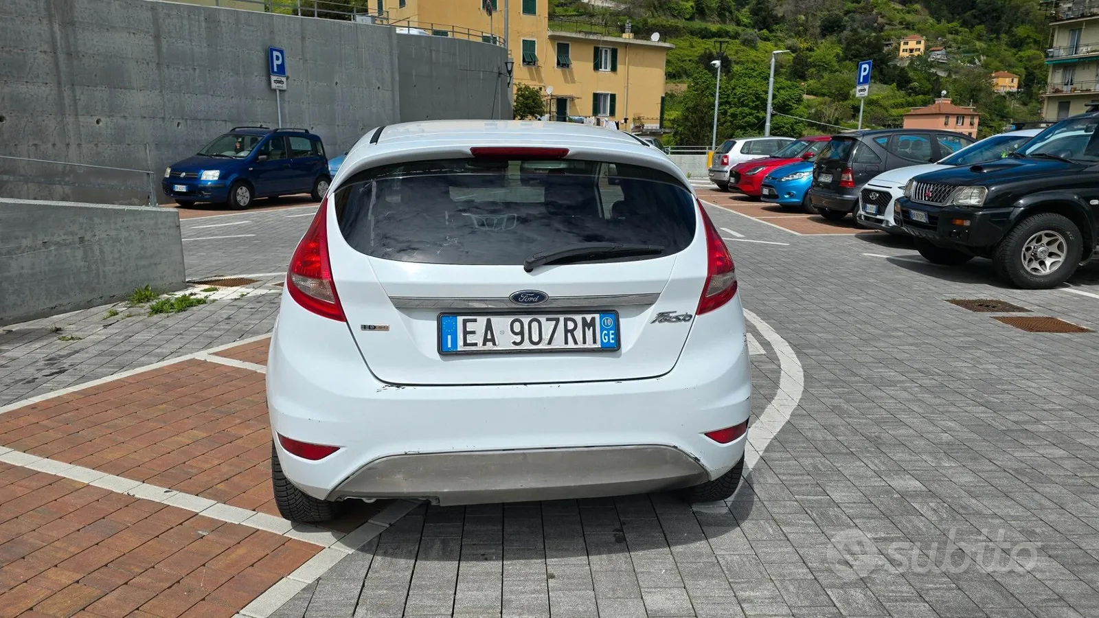 Ford Fiesta 2010 photo 4