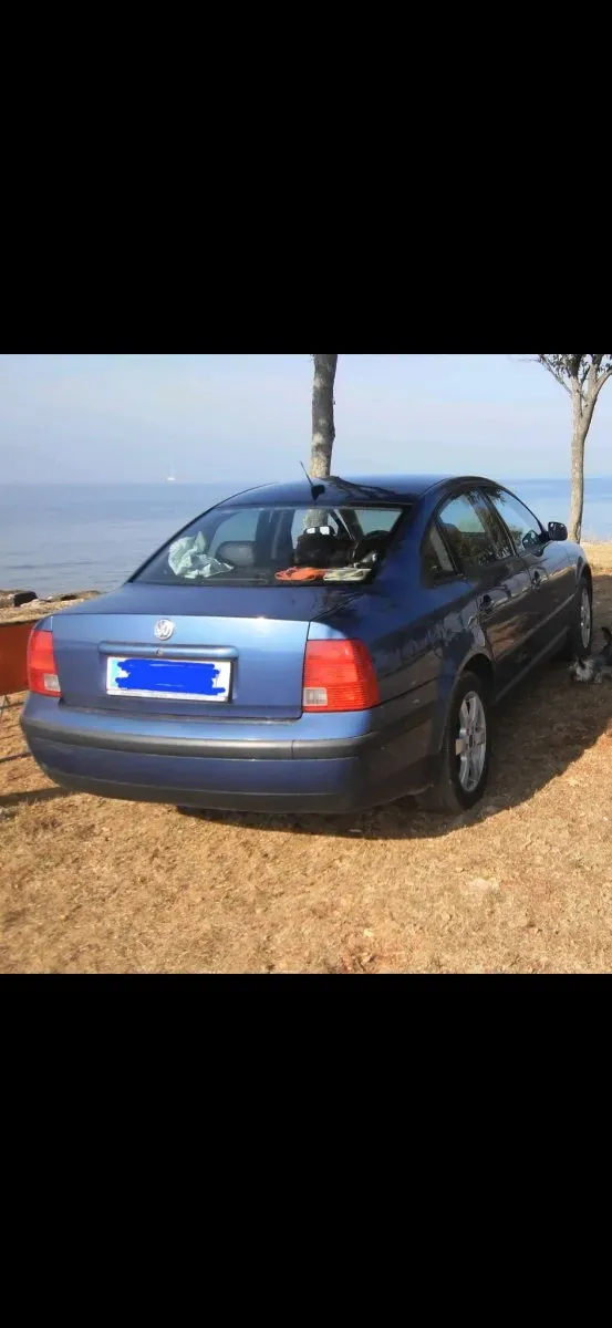 Volkswagen Passat 2000 photo 3