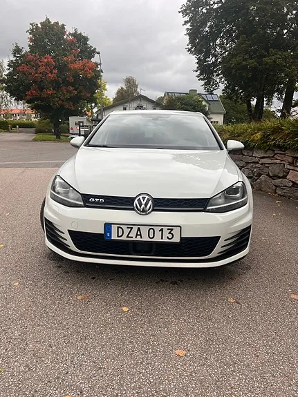 Volkswagen Golf Vii 2015 photo 2