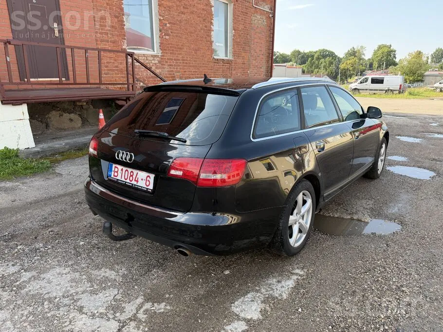 Audi A6 2010 photo 5