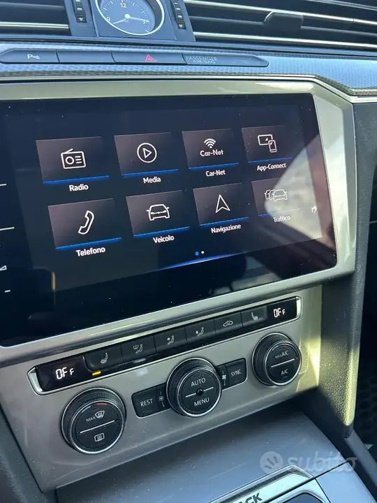 Volkswagen Passat 2018 photo 2