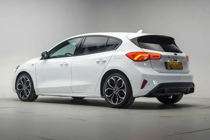 Ford Focus 2019 photo 3