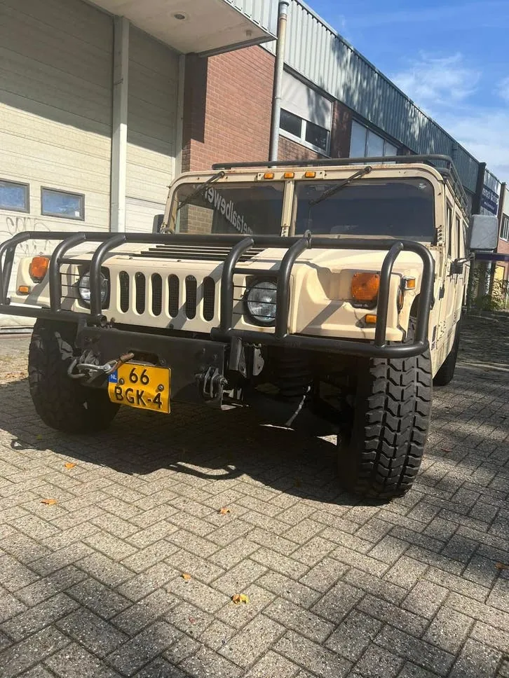 Hummer H1
