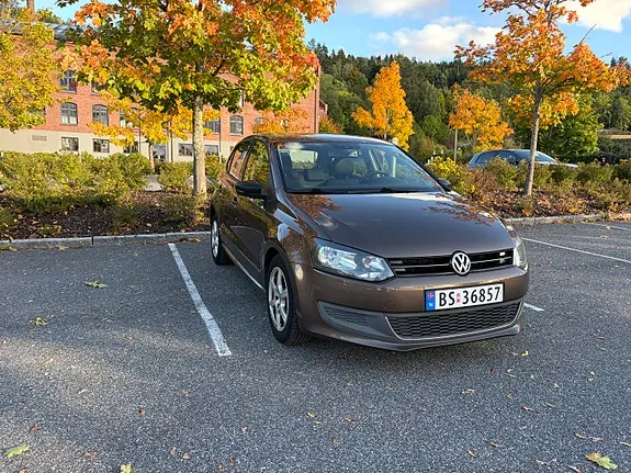 Volkswagen Polo 2012 photo 2
