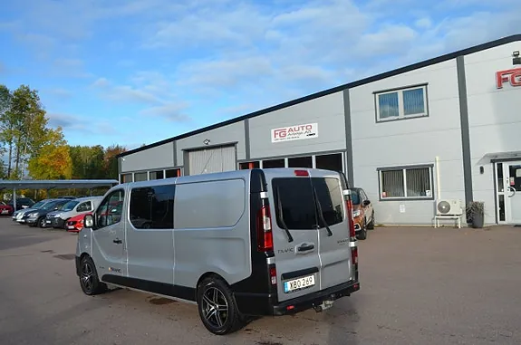 Renault Trafic 2015 photo 4