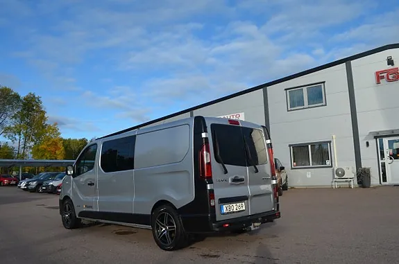 Renault Trafic 2015 photo 5