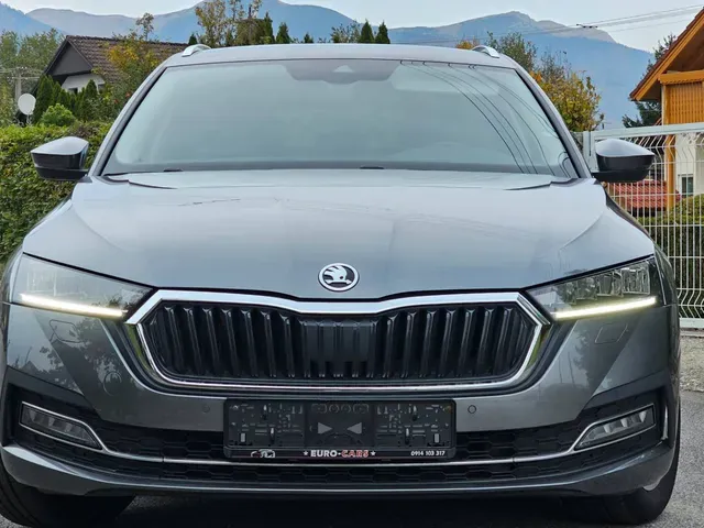 Skoda Octavia Combi 2023 photo 3