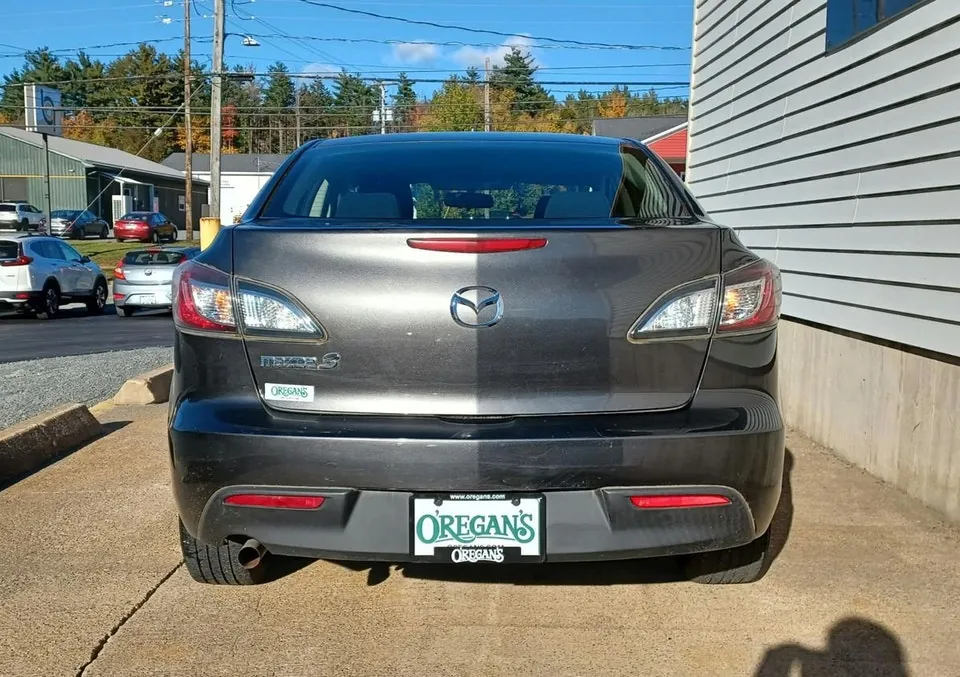 Mazda Mazda 3 2011 photo 4