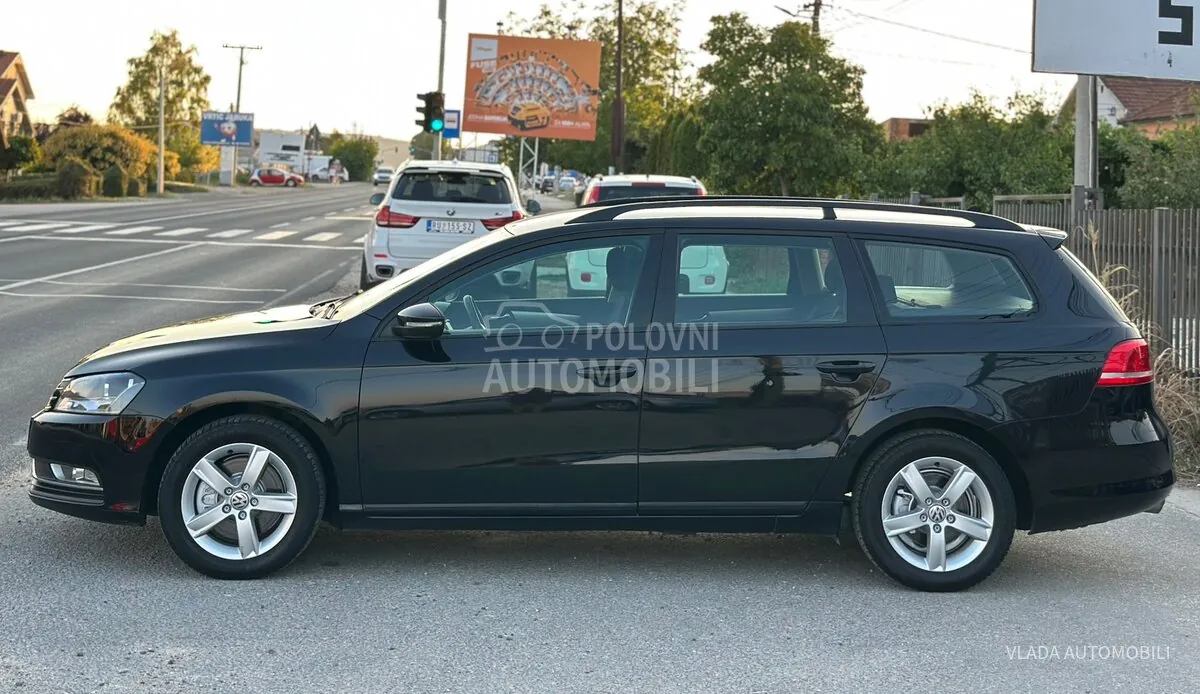 Volkswagen Passat 2011 photo 5