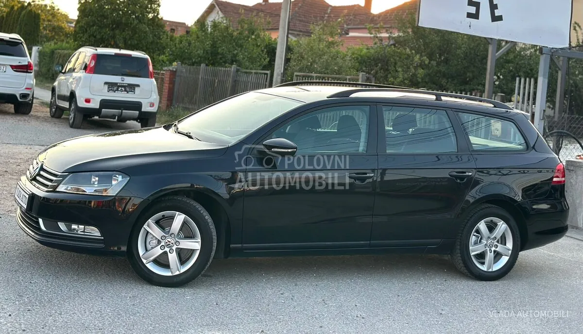 Volkswagen Passat 2011 photo 3