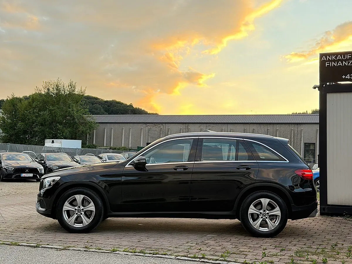 Mercedes-Benz Glc-Class 2018 photo 2