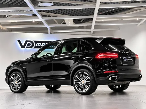Porsche Cayenne 2016 photo 3