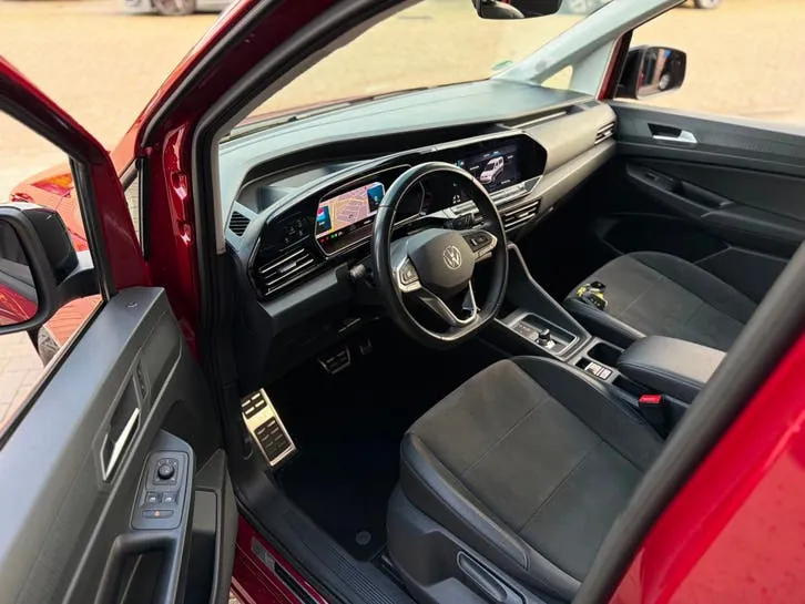 Volkswagen Caddy Maxi 2022 photo 2
