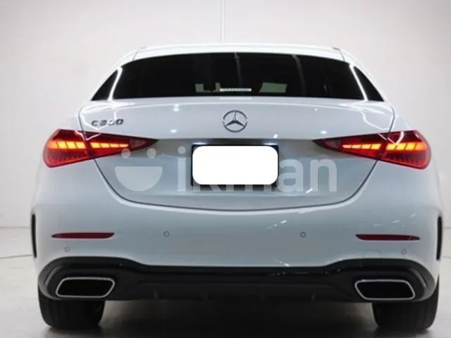 Mercedes-Benz C200 2025 photo 2