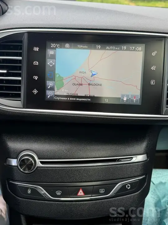 Peugeot 308 2015 photo 5