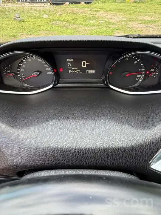 Peugeot 308 2015 photo 3