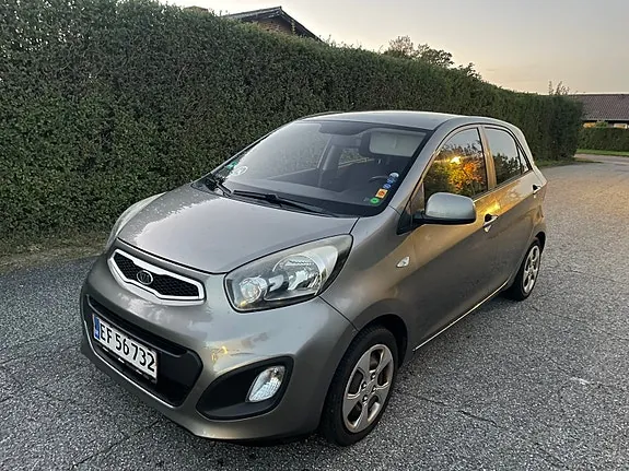 Kia Picanto 2011 photo 3