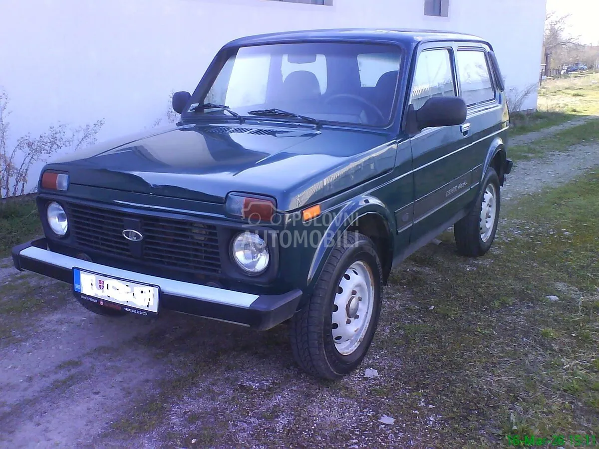 Lada Niva 2010 photo 2