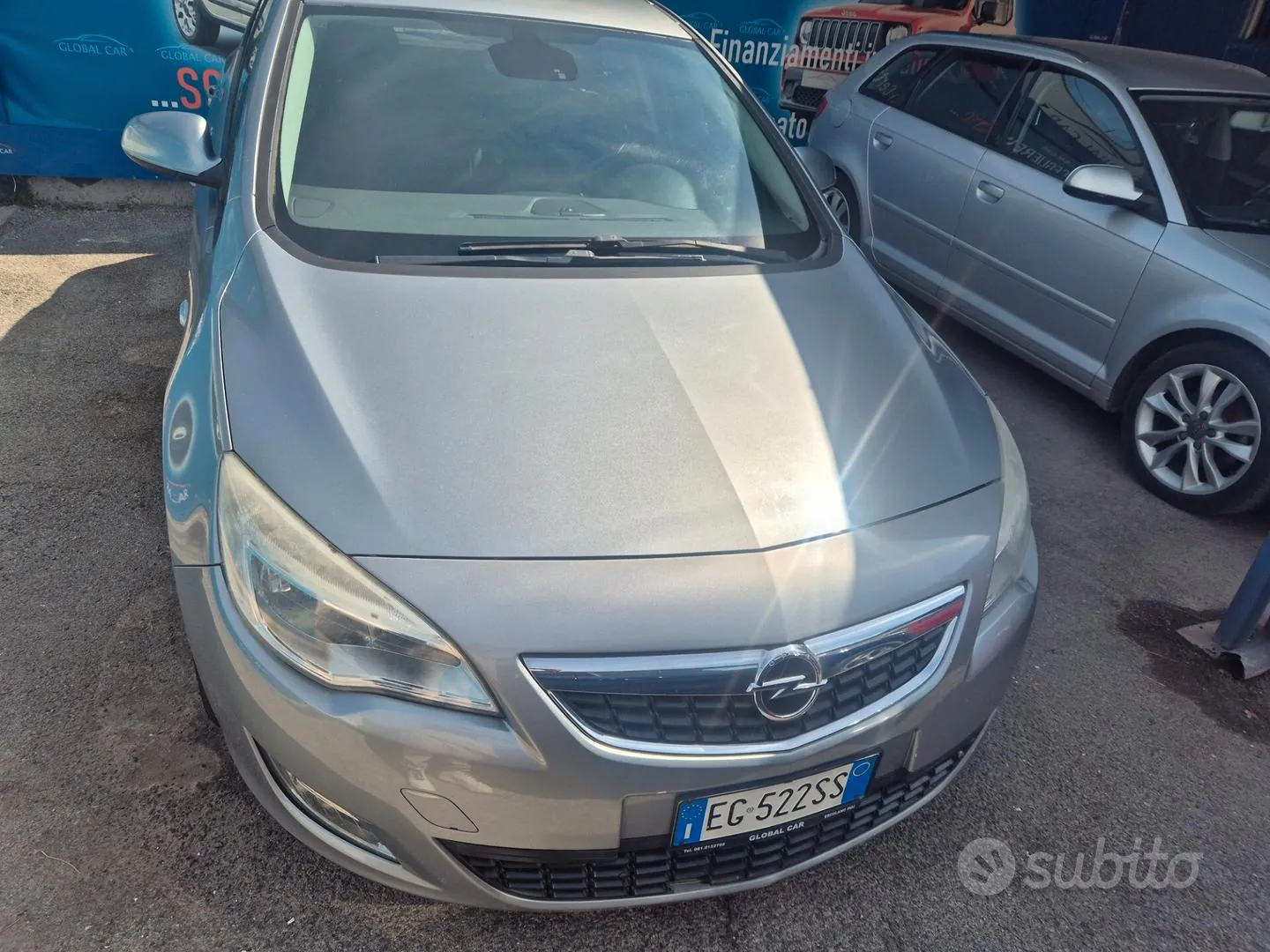 Opel Astra 2011 photo 3