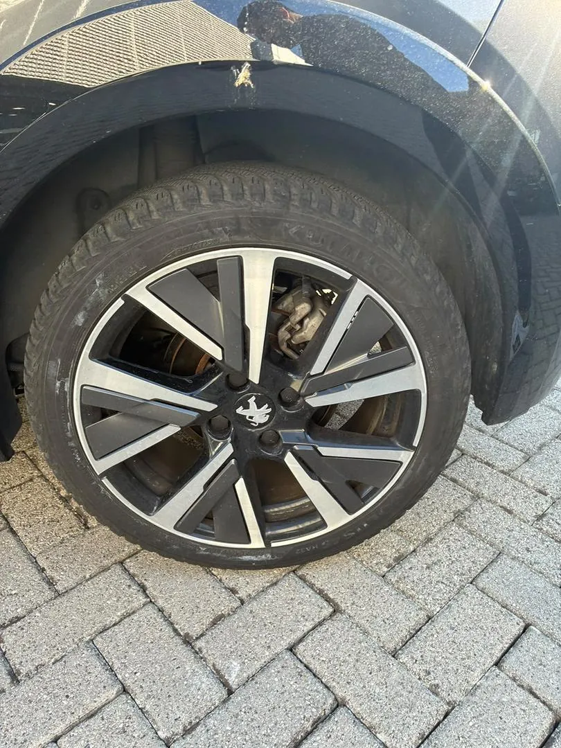 Peugeot 208 2021 photo 5