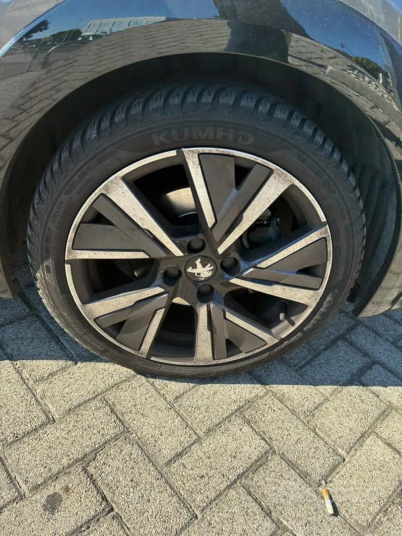 Peugeot 208 2021 photo 4