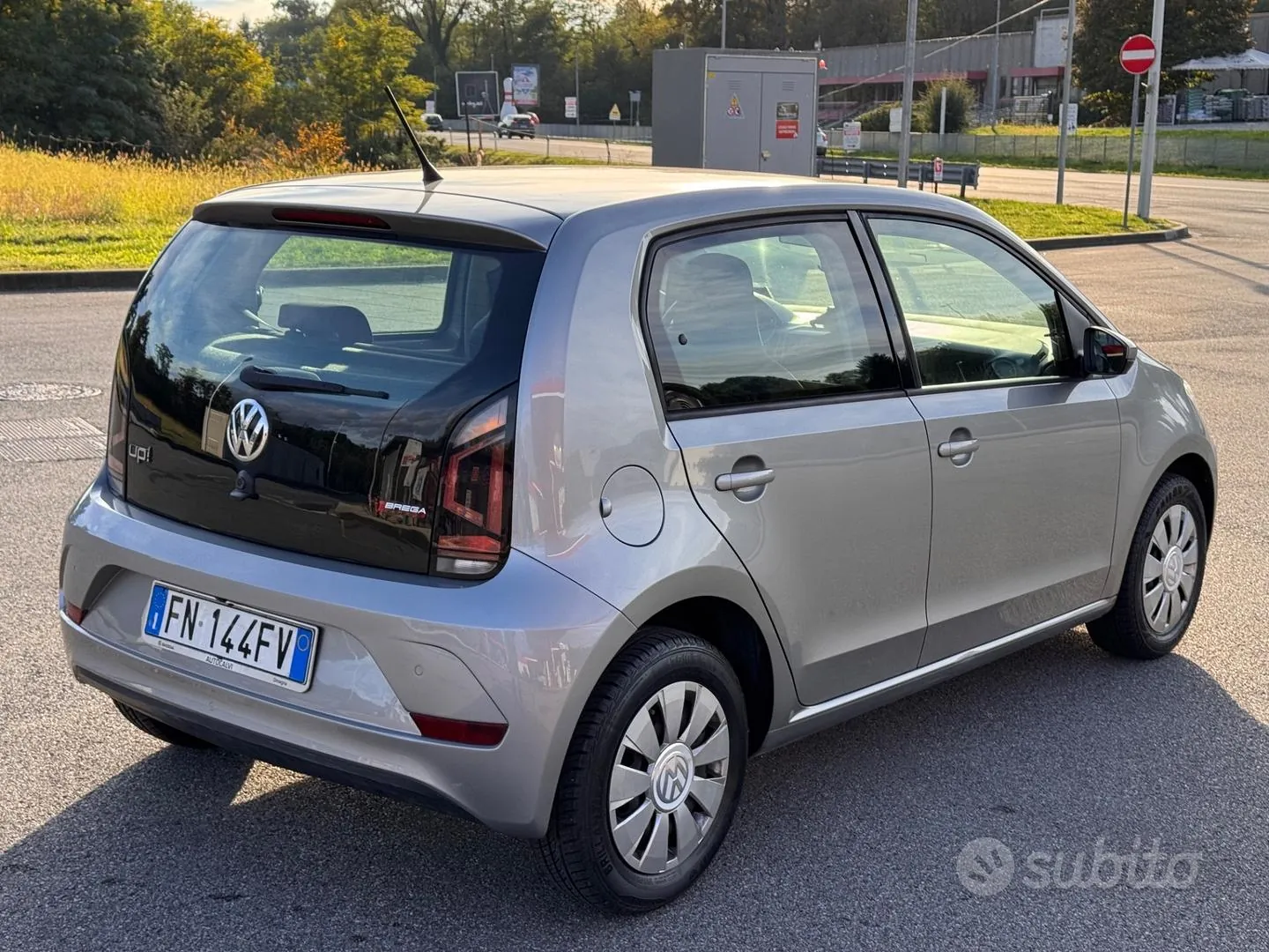 Volkswagen Up 2018 photo 5