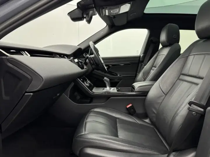 Land Rover Range Rover Evoque 2022 photo 4