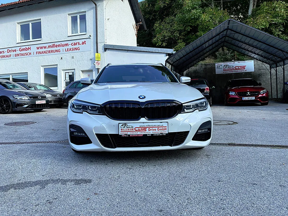 BMW 3 Series 2021 photo 3