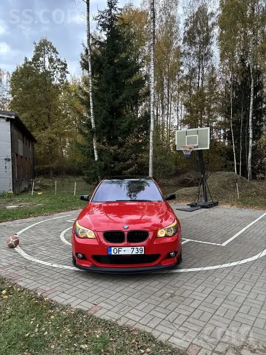 BMW 530