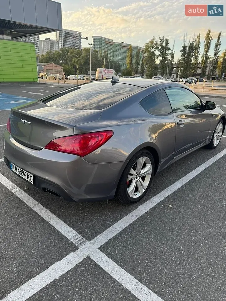 Hyundai Genesis Coupe 2010 photo 4
